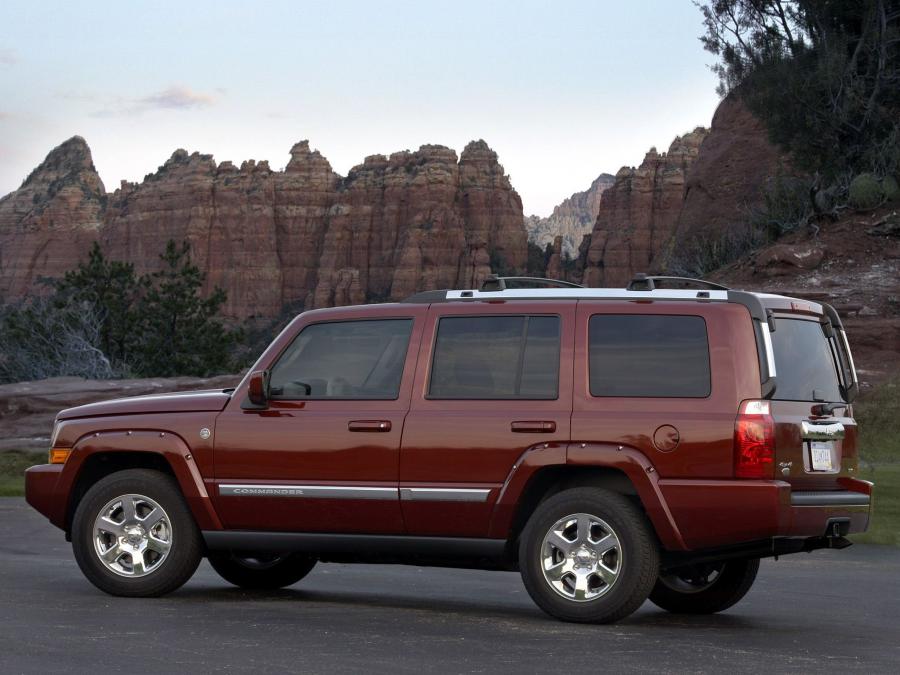  Jeep Commander Overland 2006 года  (фото 3 из 3)
